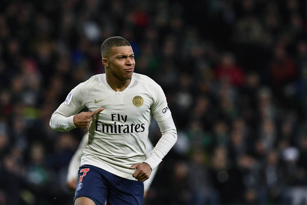 韩媒：33岁前泰山中场孙准浩将与K2忠南牙山续约4年